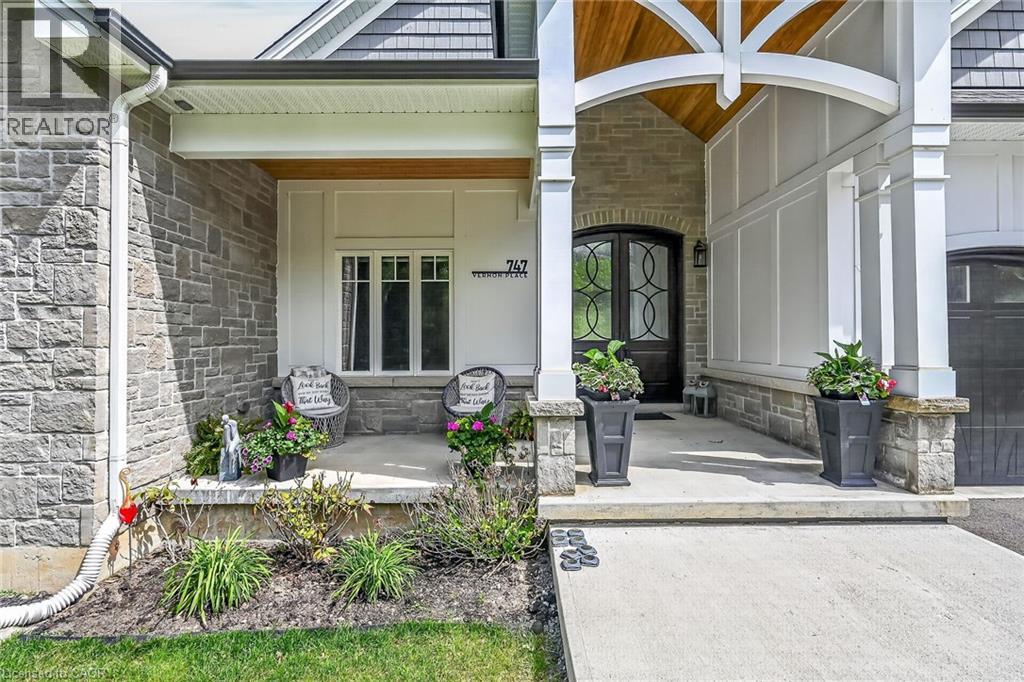 747 VERNON Place - Image 3