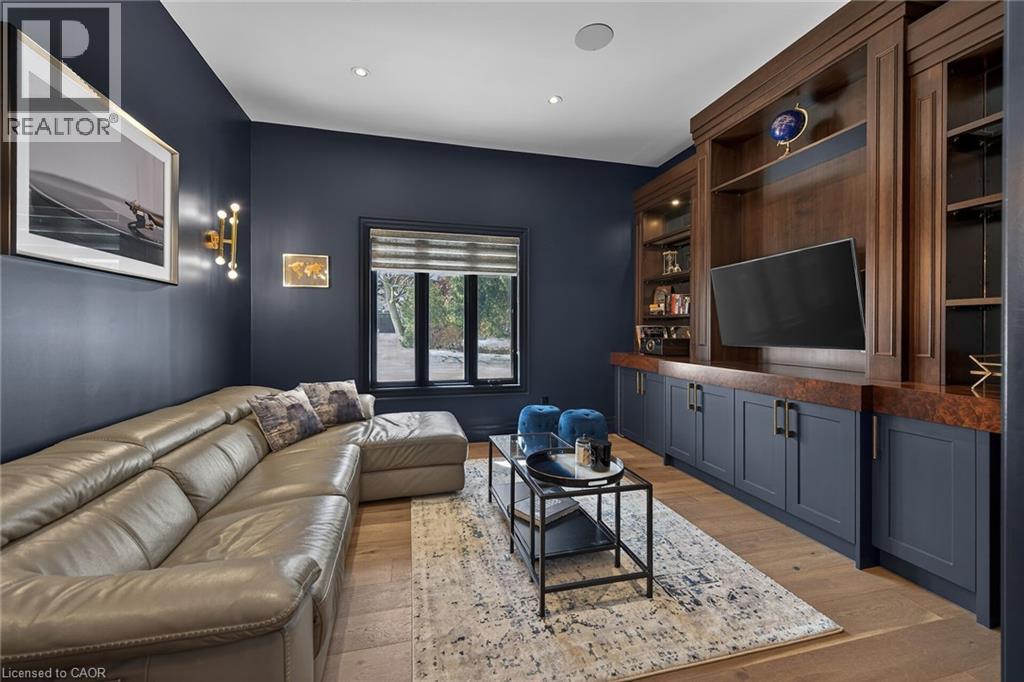 747 VERNON Place - 15