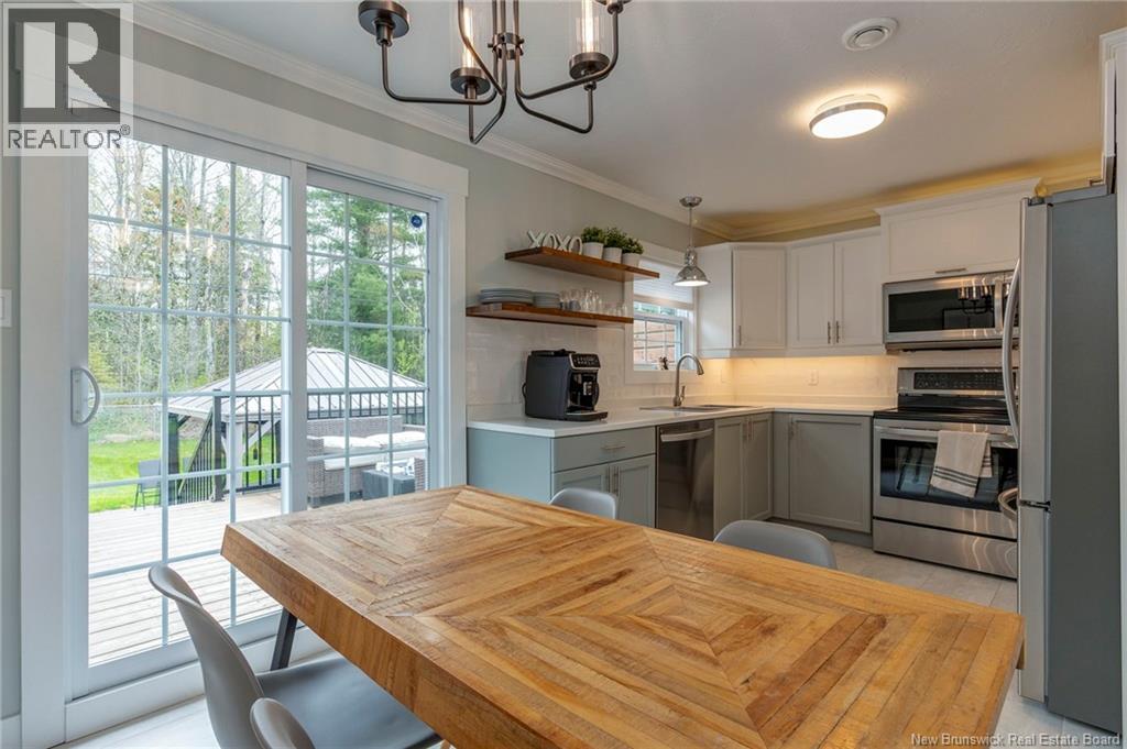 14 Chestnut Crescent - 12