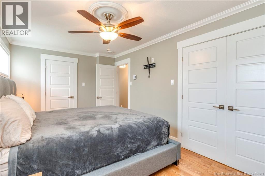 14 Chestnut Crescent - 23