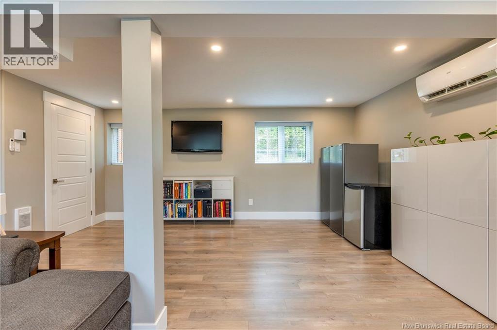 14 Chestnut Crescent - 33