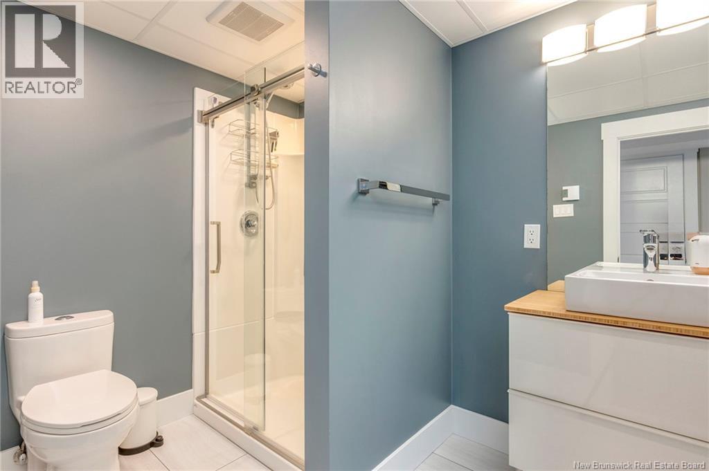14 Chestnut Crescent - 34