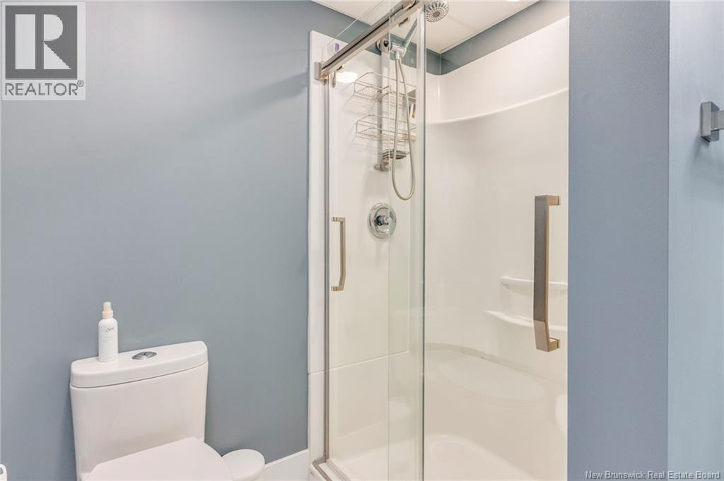 14 Chestnut Crescent - 36
