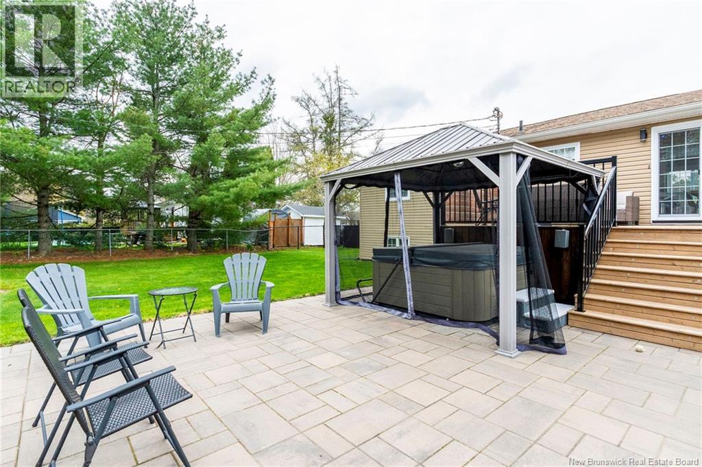 14 Chestnut Crescent - 41