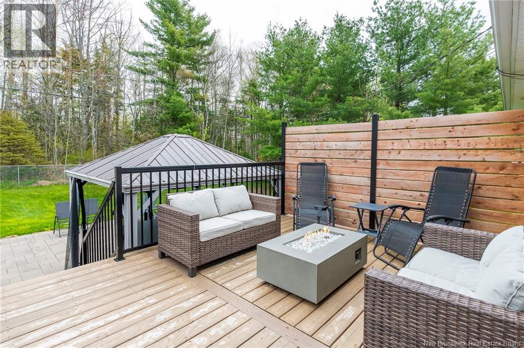 14 Chestnut Crescent - 42