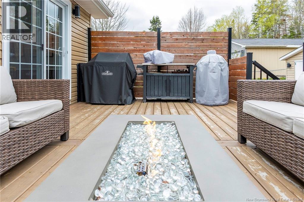 14 Chestnut Crescent - 44