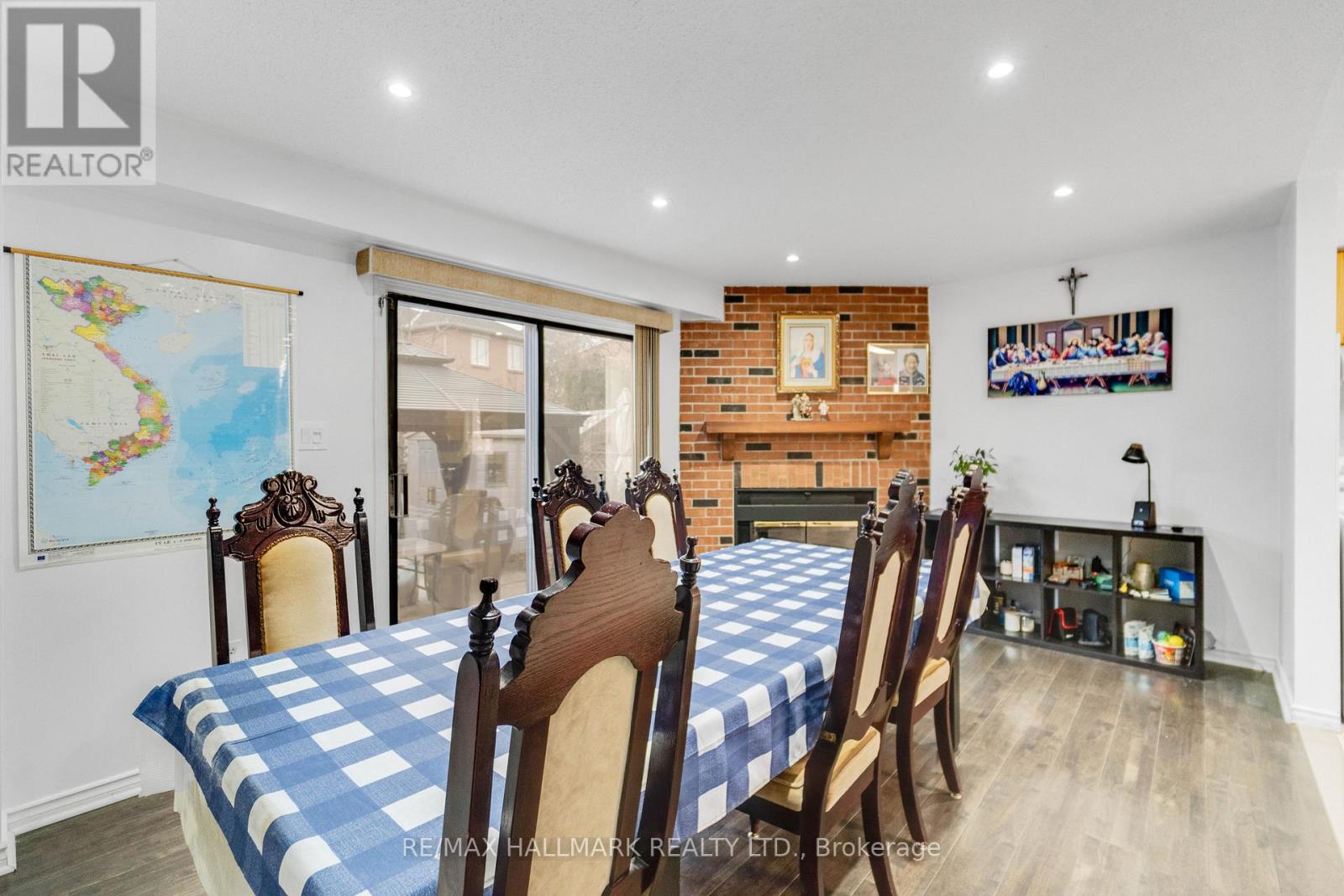 3310 GREENBELT CRESCENT - 16