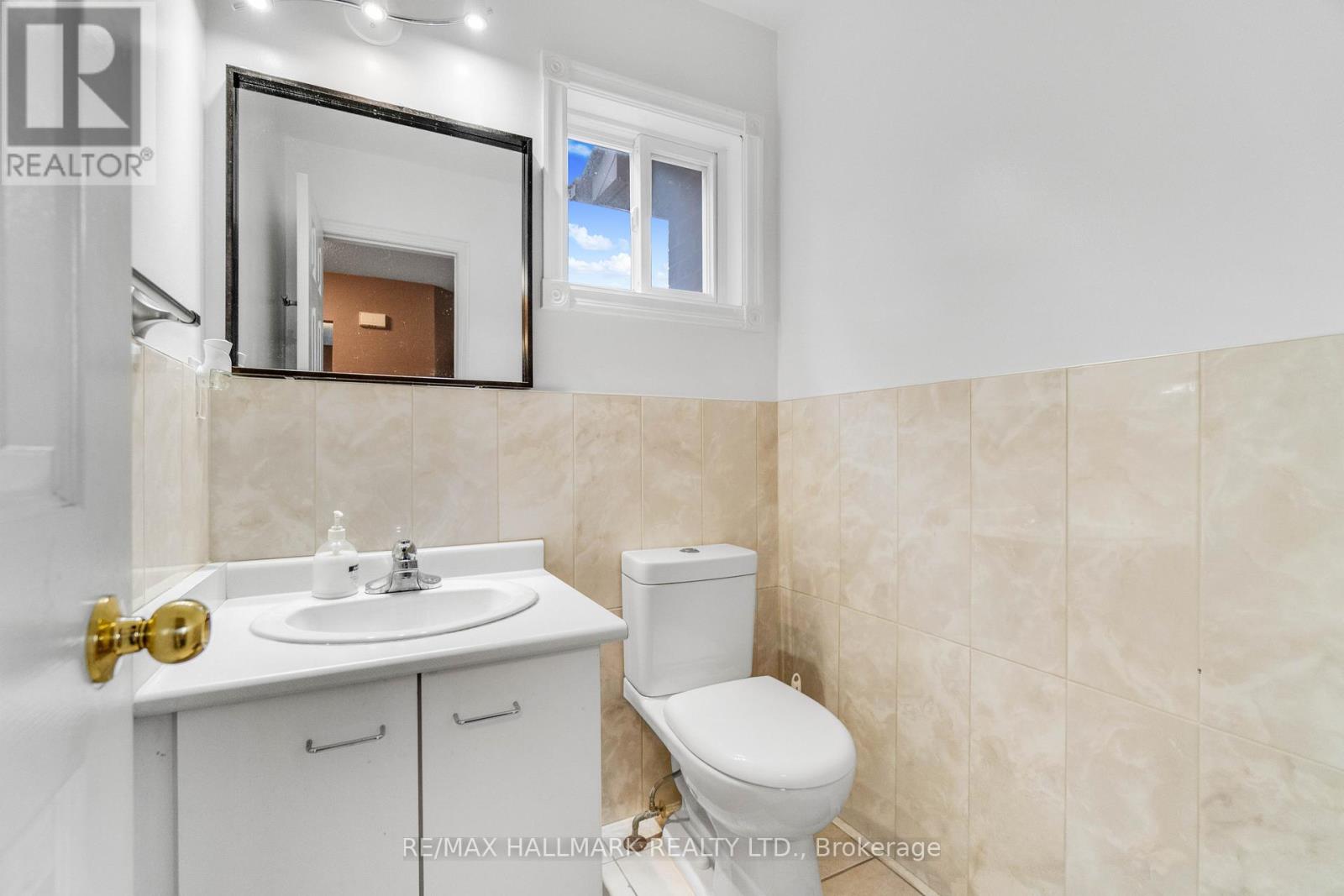 3310 GREENBELT CRESCENT - 17