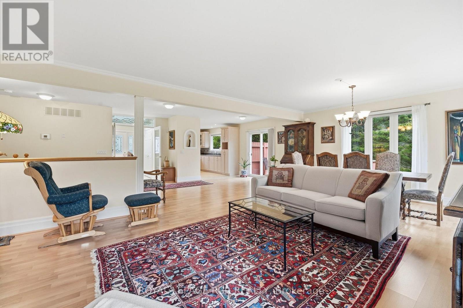 #1 28 REDDINGTON DRIVE - 10