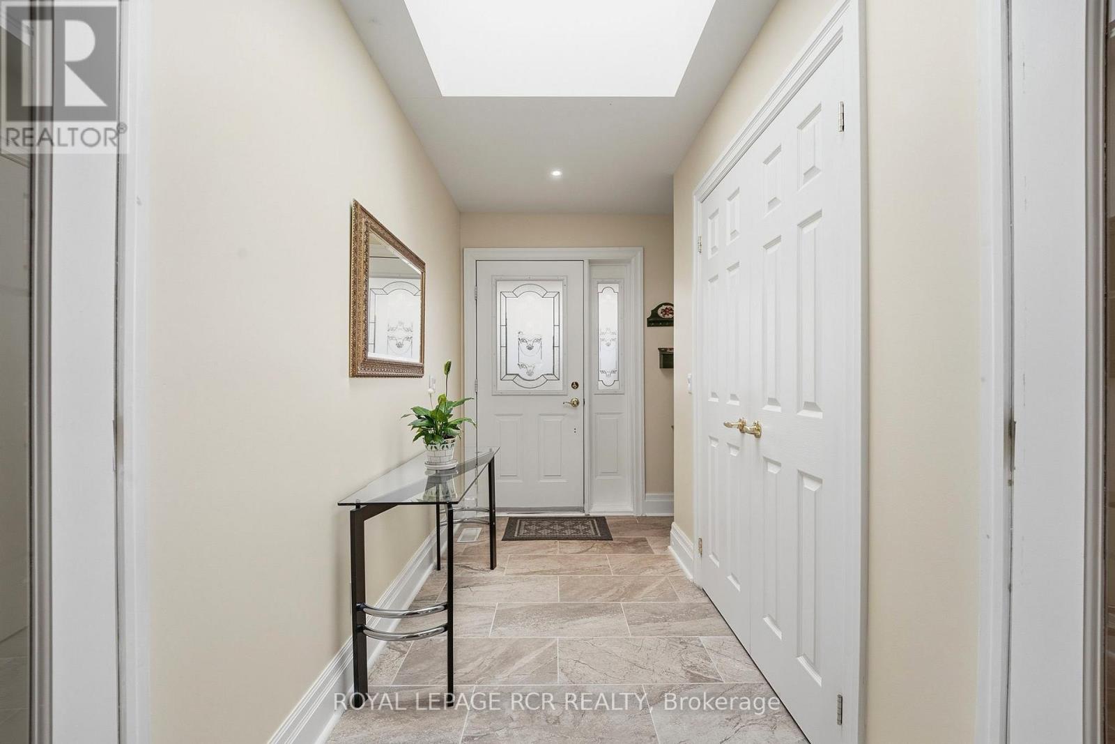 #1 28 REDDINGTON DRIVE - 3