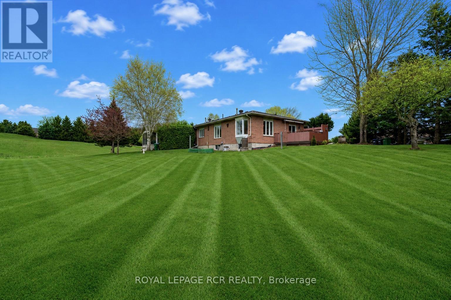 #1 28 REDDINGTON DRIVE - 30