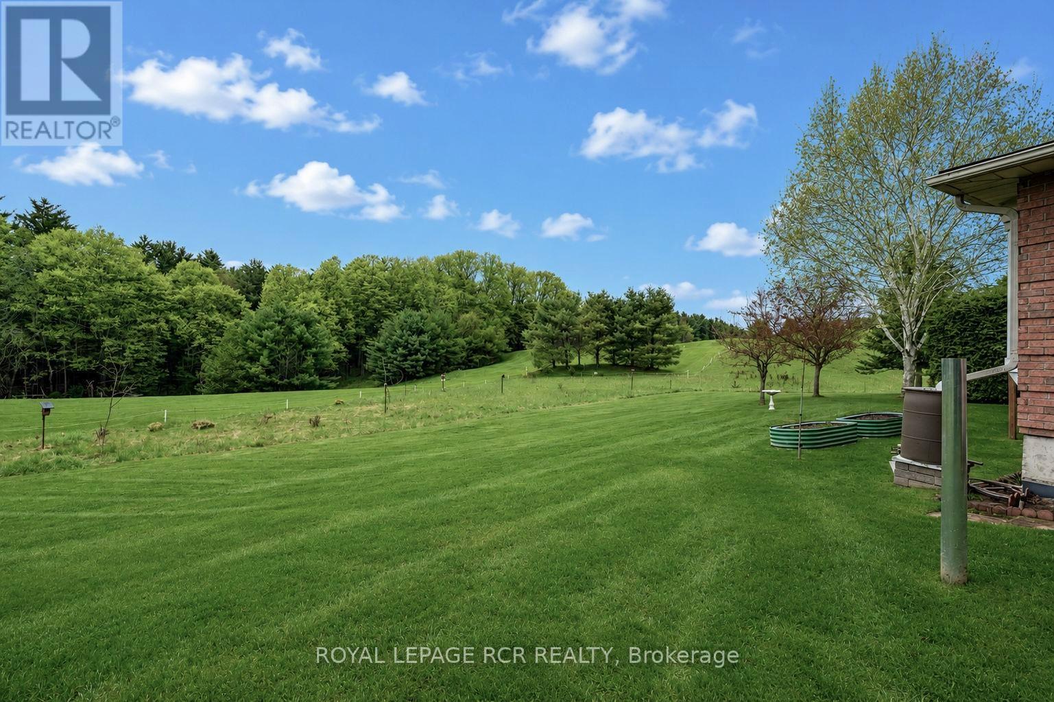 #1 28 REDDINGTON DRIVE - 31