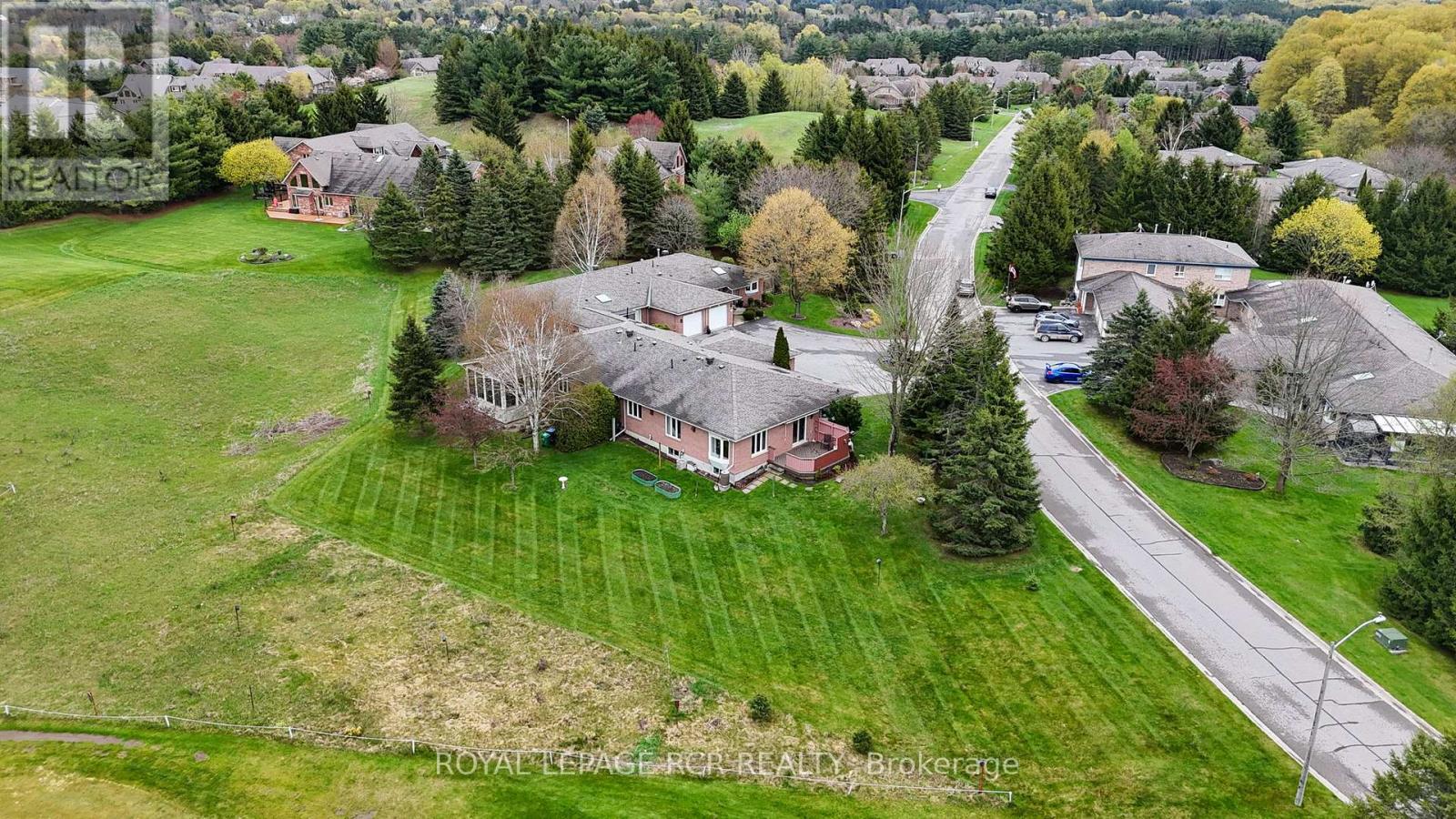 #1 28 REDDINGTON DRIVE - 33