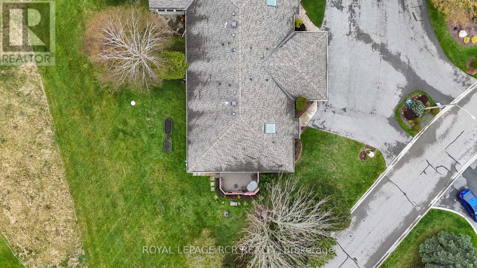 #1 28 REDDINGTON DRIVE - 34