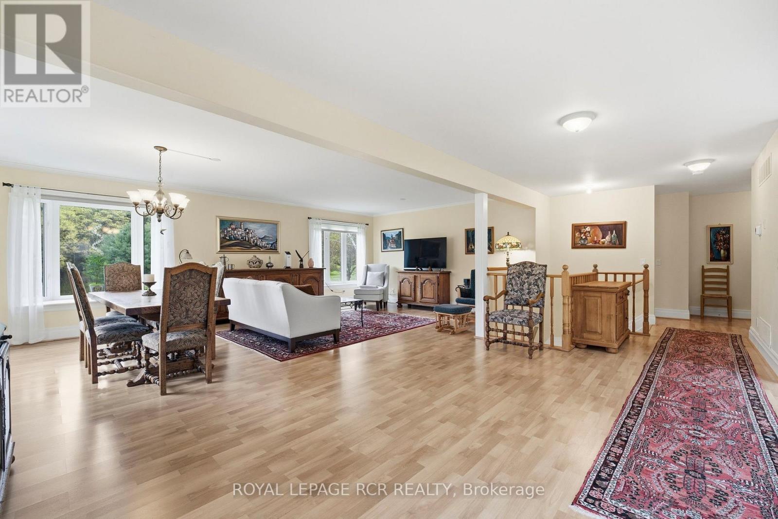 #1 28 REDDINGTON DRIVE - 5