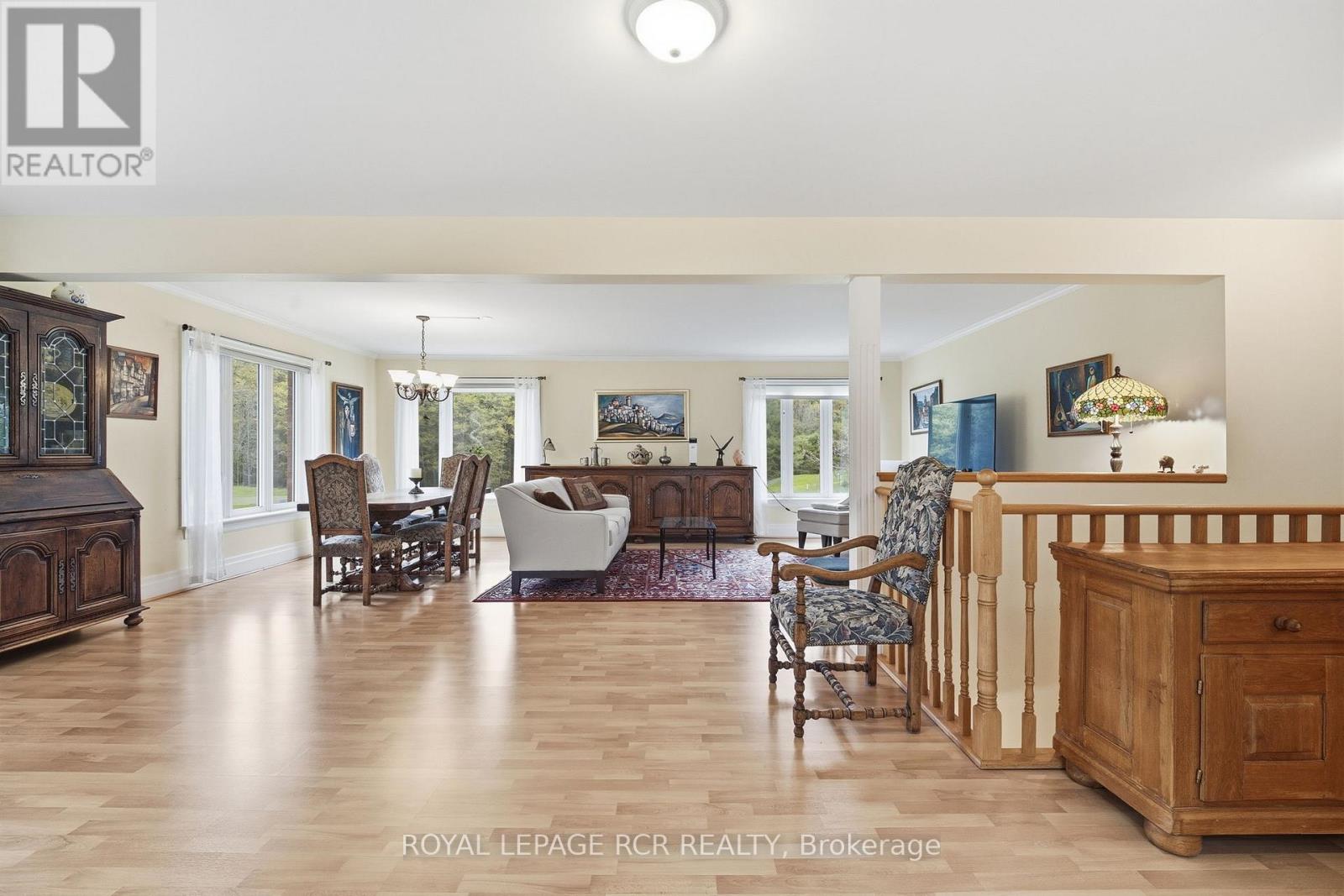 #1 28 REDDINGTON DRIVE - 6