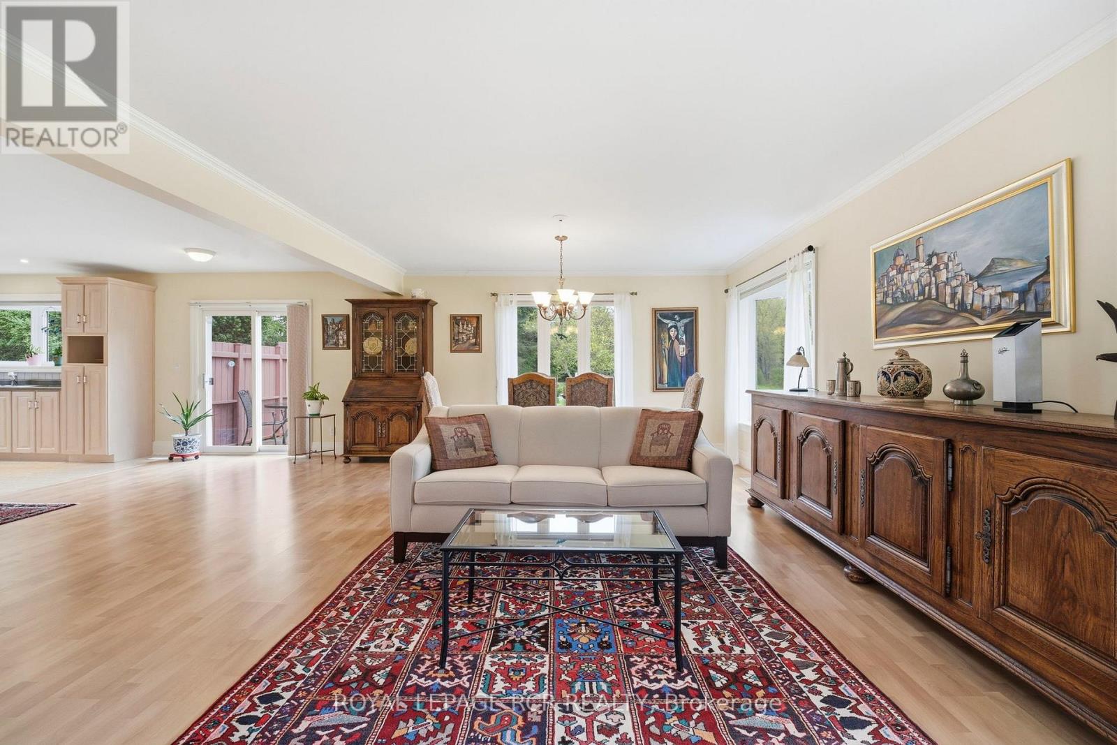 #1 28 REDDINGTON DRIVE - 9