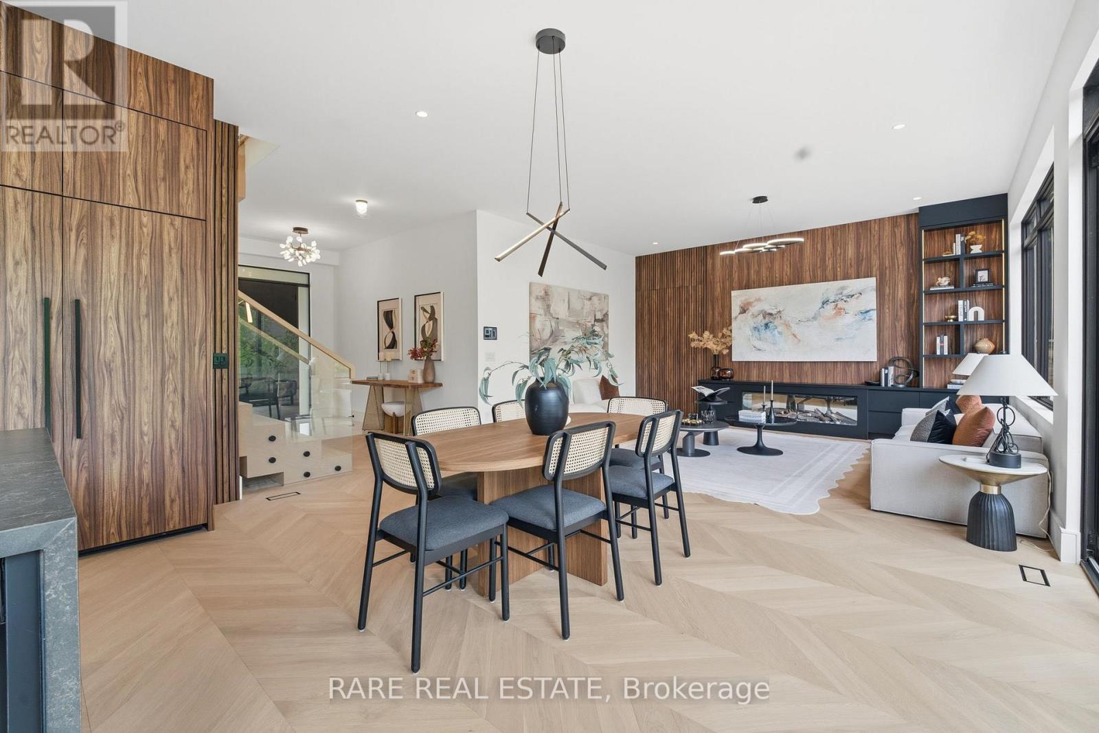 26 HAMPSHIRE HEIGHTS - 14
