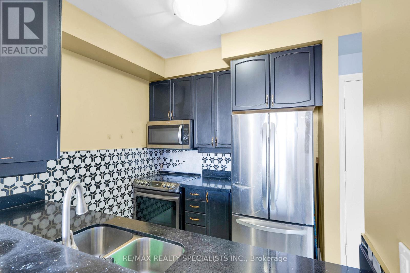 #1404 710 HUMBERWOOD BOULEVARD - 11