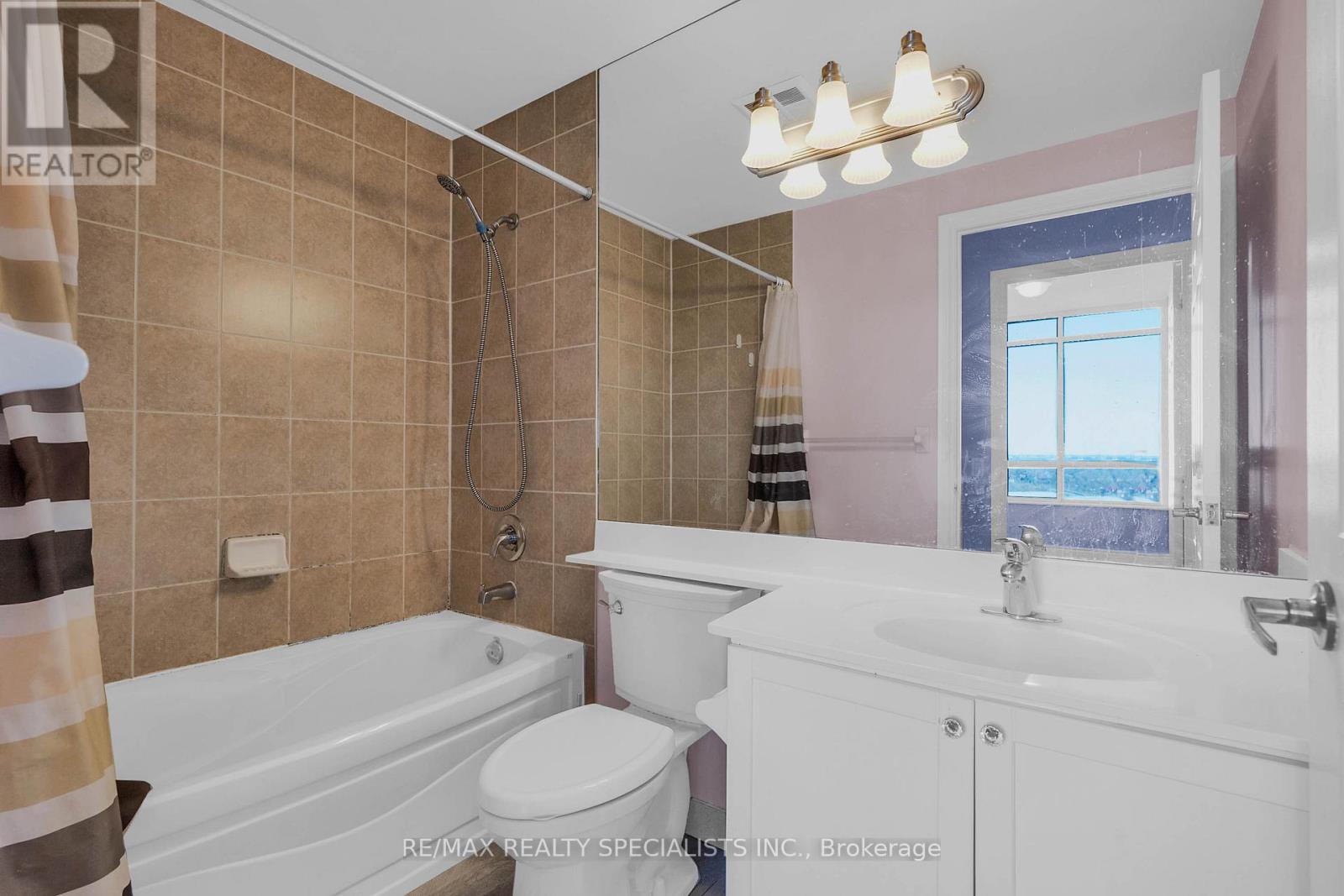 #1404 710 HUMBERWOOD BOULEVARD - 17