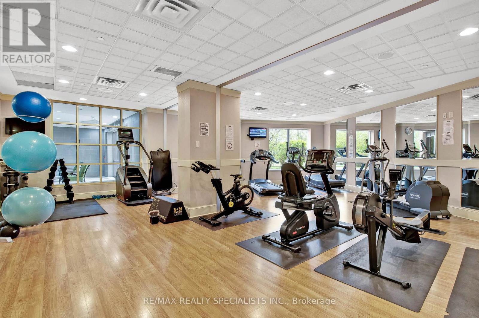 #1404 710 HUMBERWOOD BOULEVARD - 22