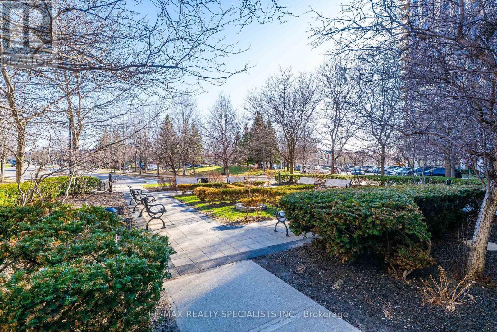#1404 710 HUMBERWOOD BOULEVARD - 24