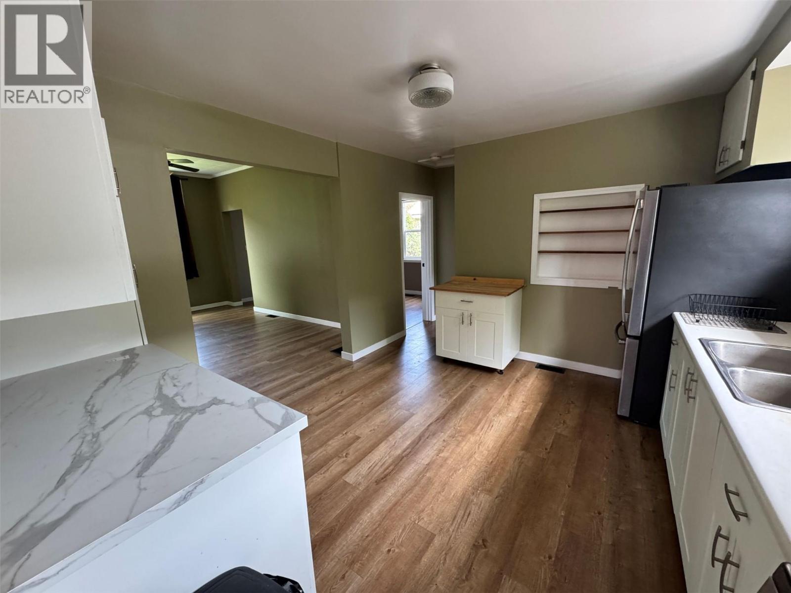 234 Copper Avenue N - 11
