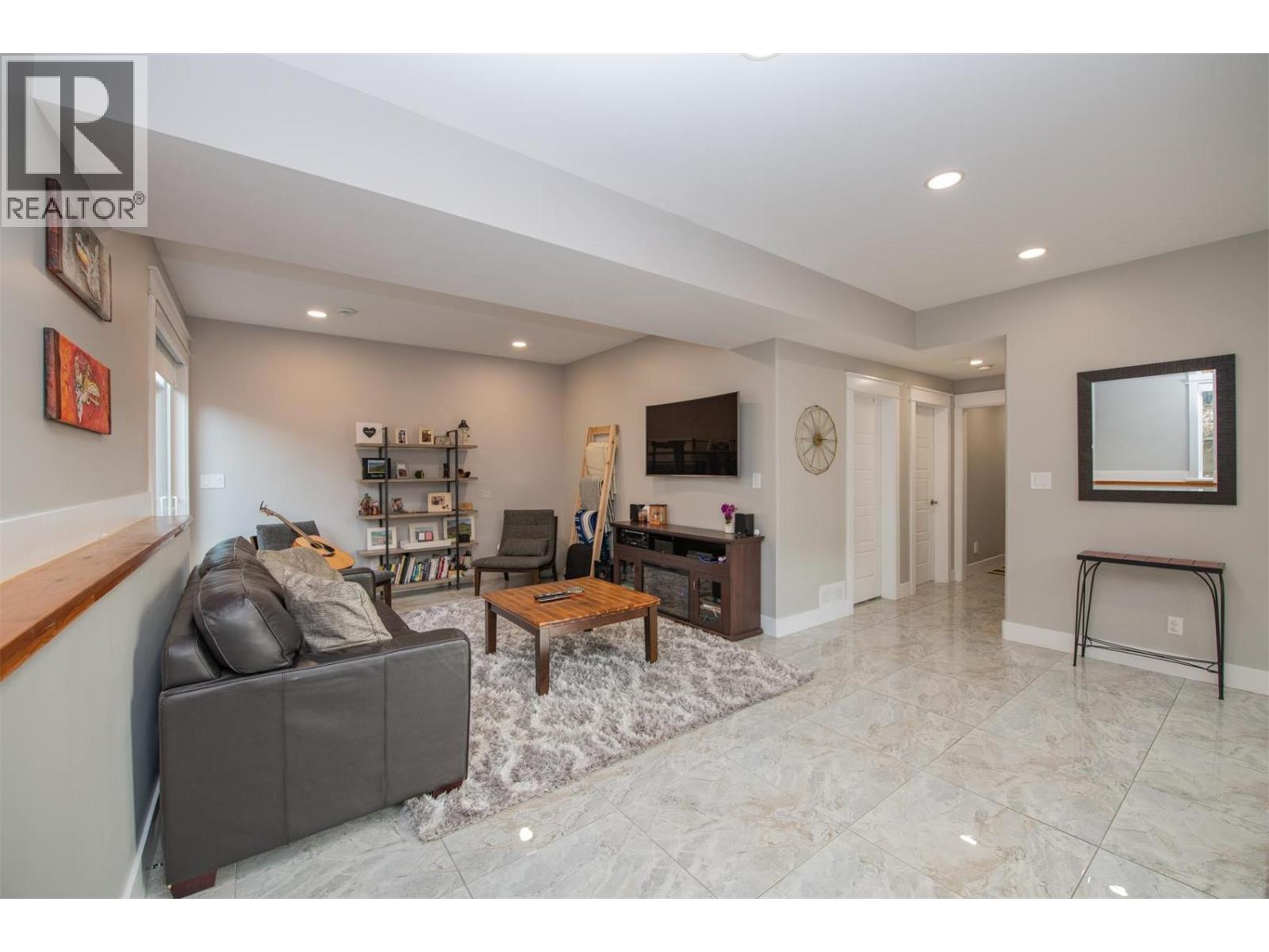 7505 Kennedy Lane, Vernon
