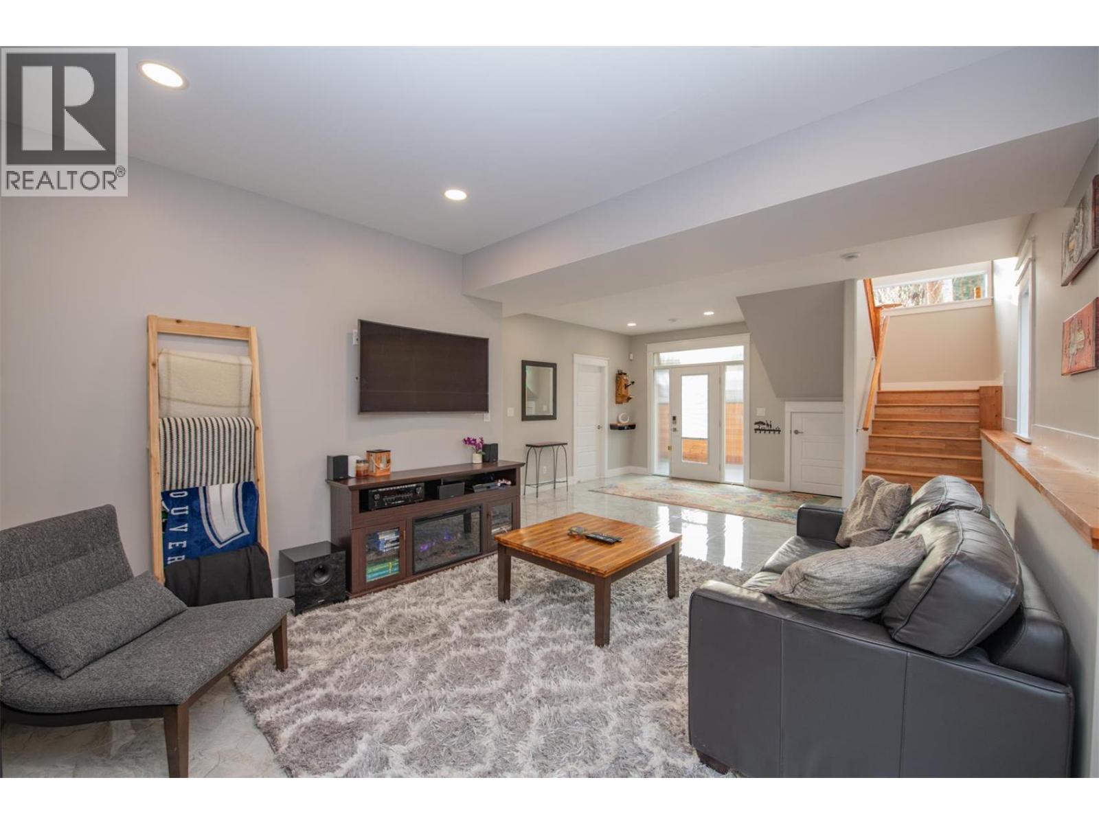 7505 Kennedy Lane, Vernon