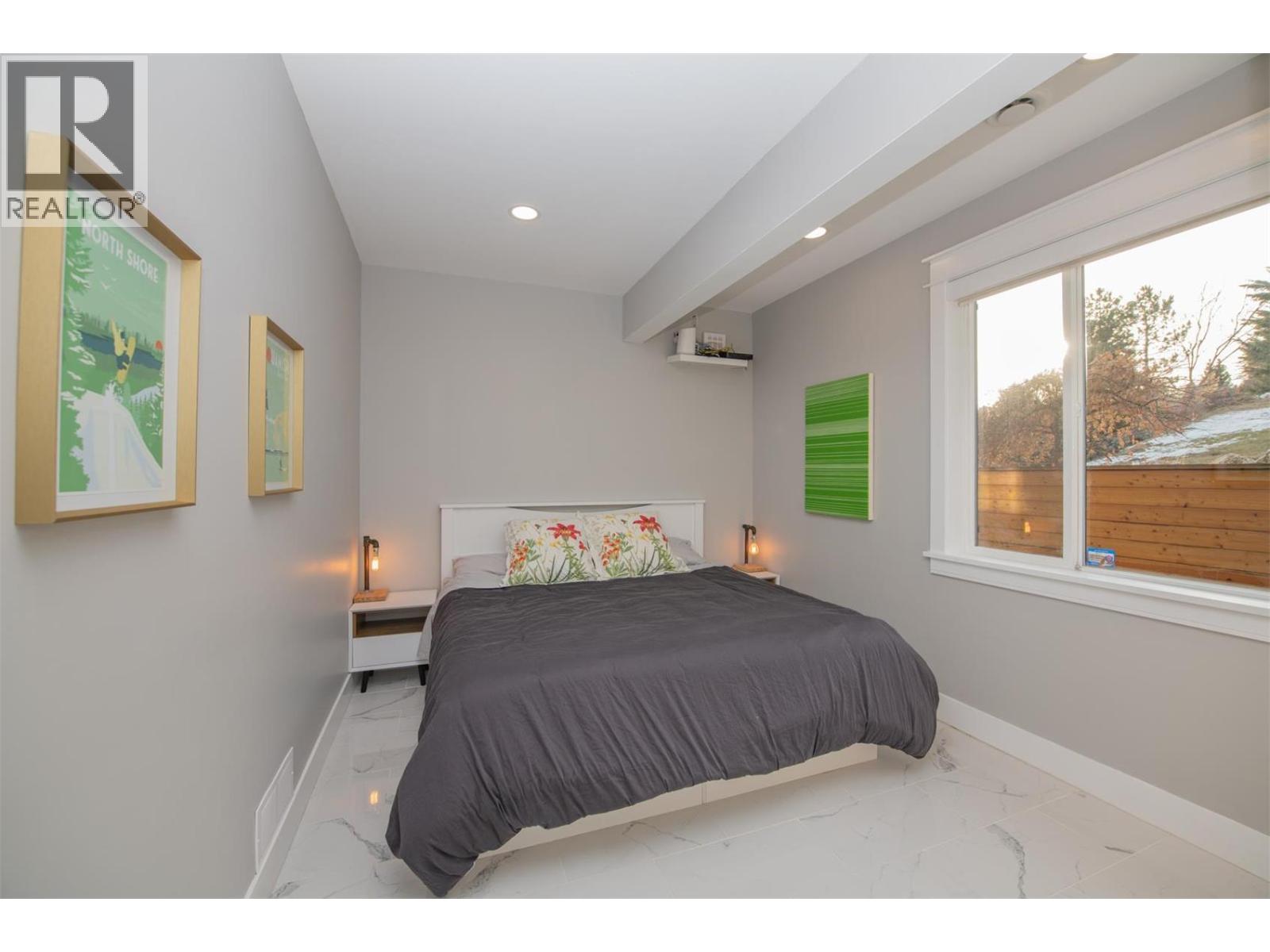 7505 Kennedy Lane, Vernon