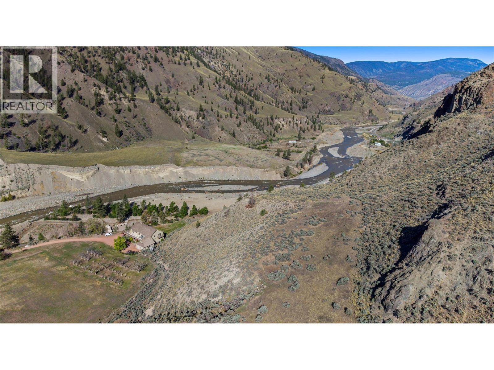 8609 Highway 8 - 22