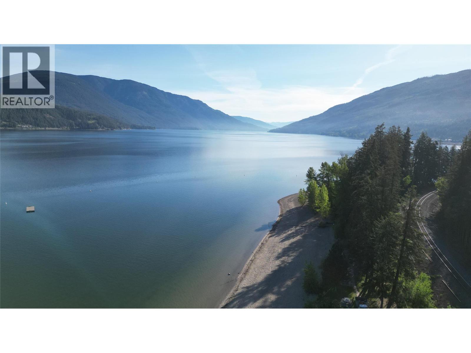 4301 69 Avenue NE, Salmon Arm