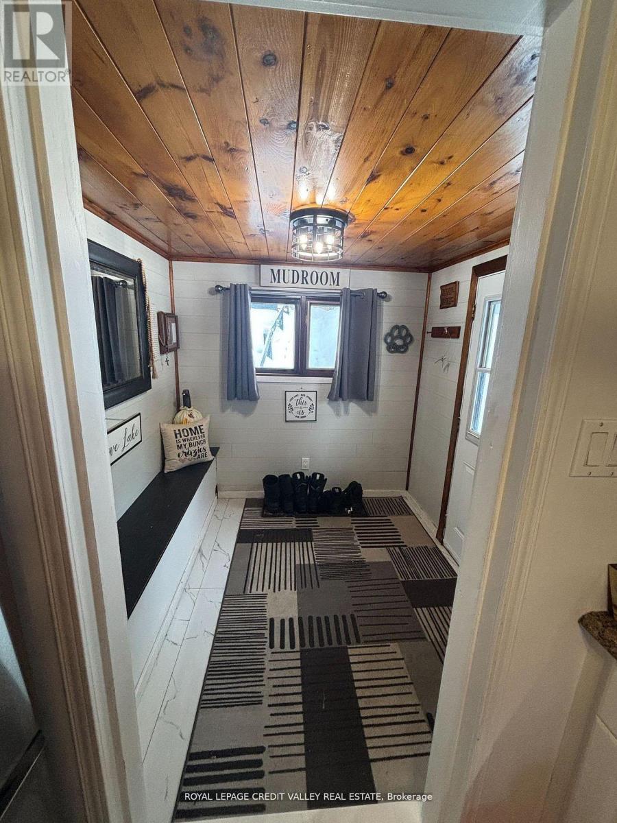 992 SOUTH BAPTISTE LAKE ROAD - 6
