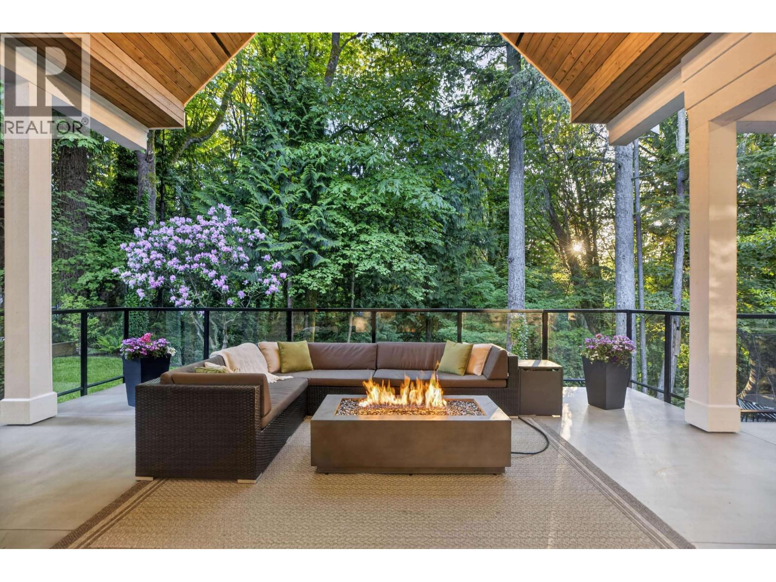 948 POIRIER STREET, Coquitlam
