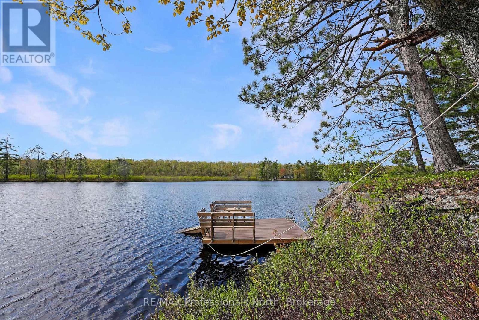 1012 IROQUOIS LANE - 29