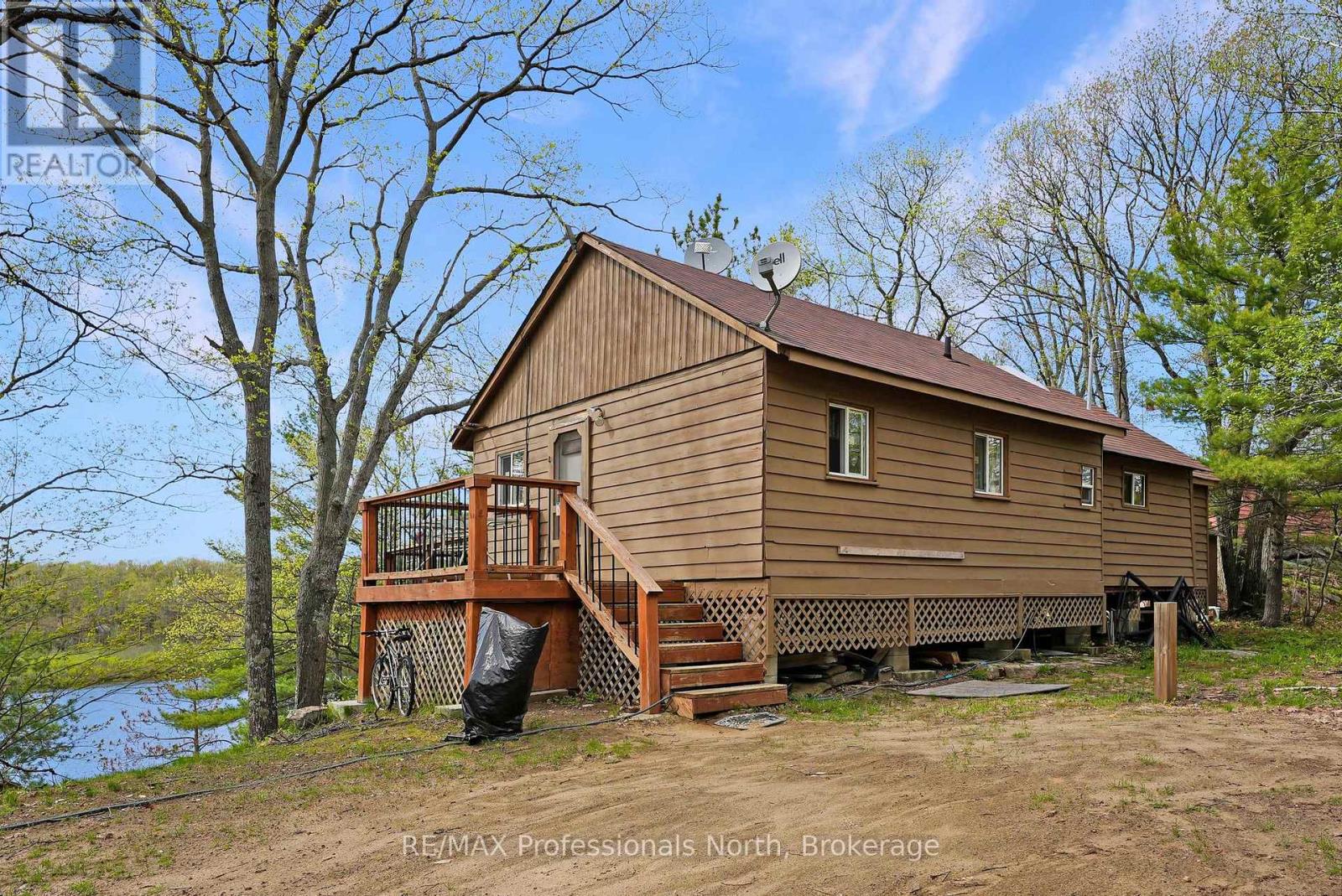 1012 IROQUOIS LANE - 4