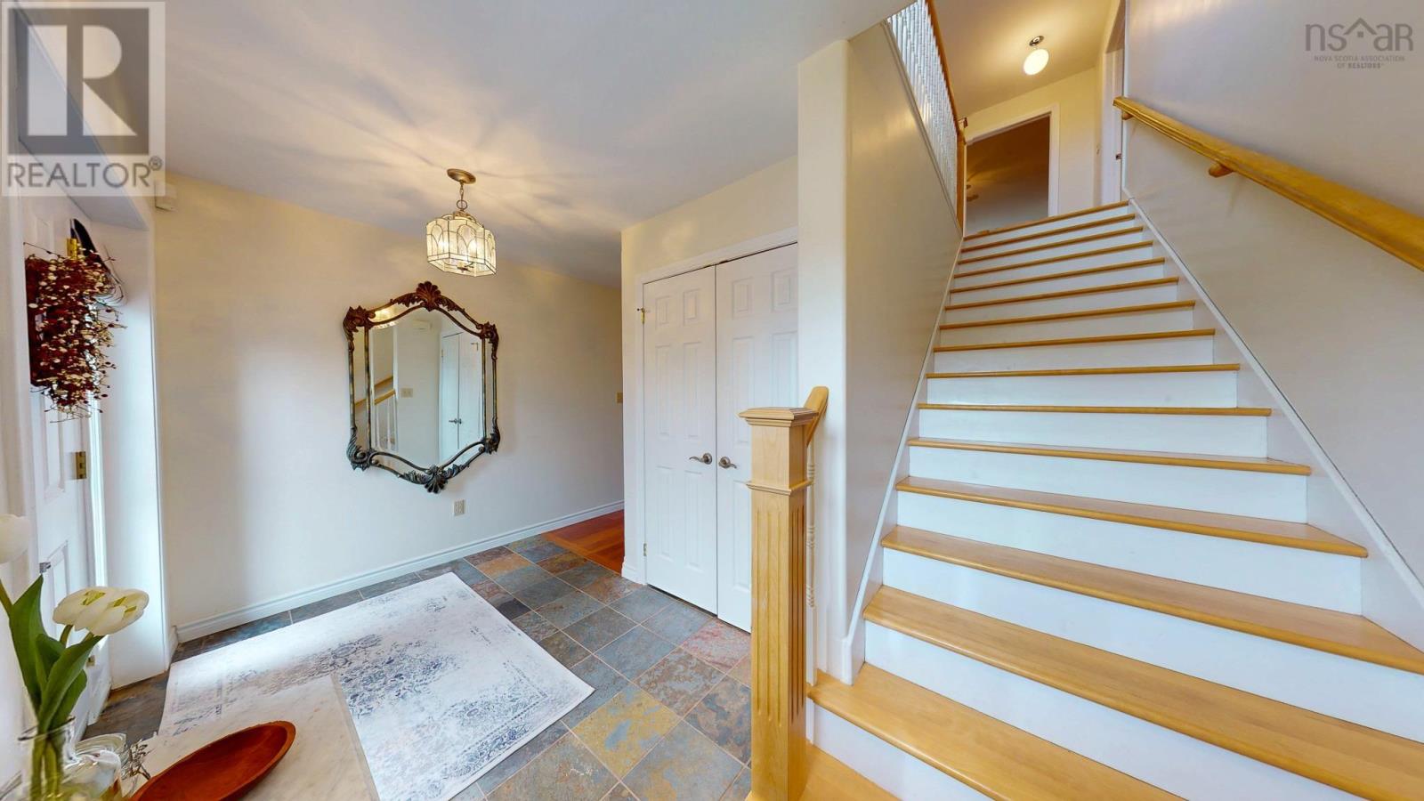 Property 35 of 39 of 72 Chambers Close