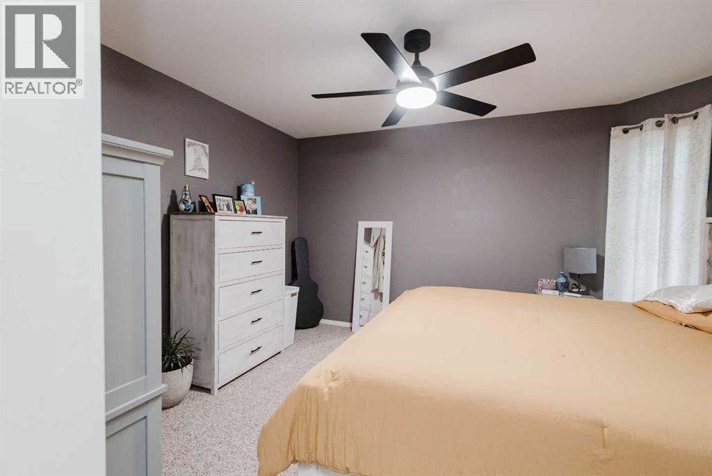 7326 104A Street SW - 10