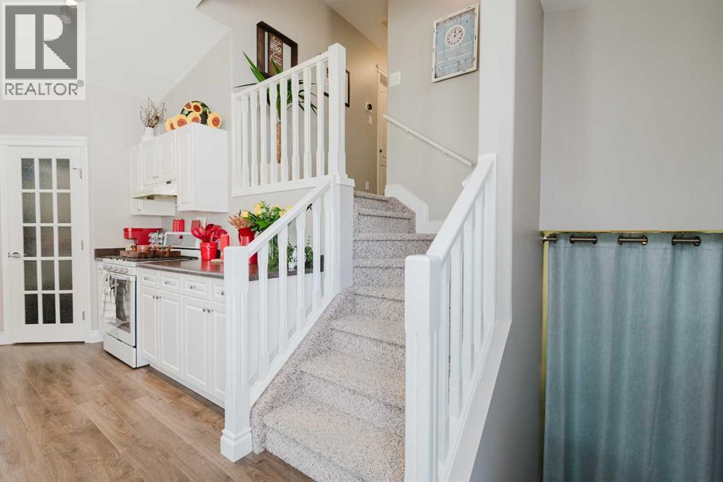 7326 104A Street SW - 5