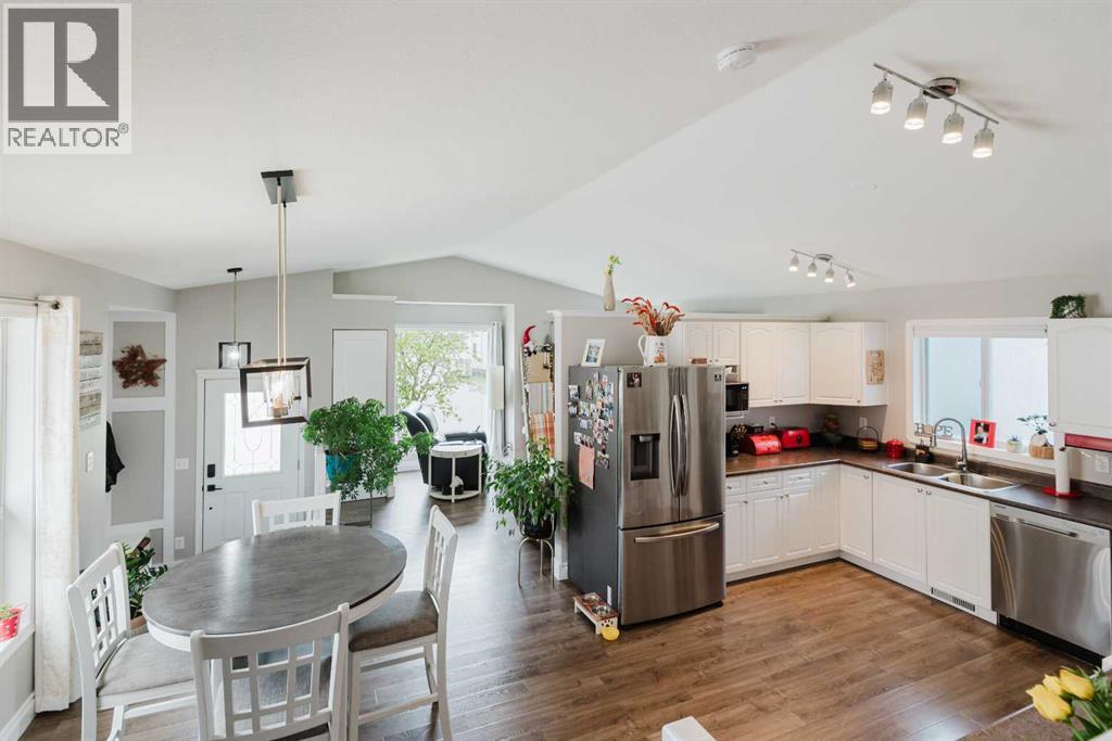 7326 104A Street SW - 8