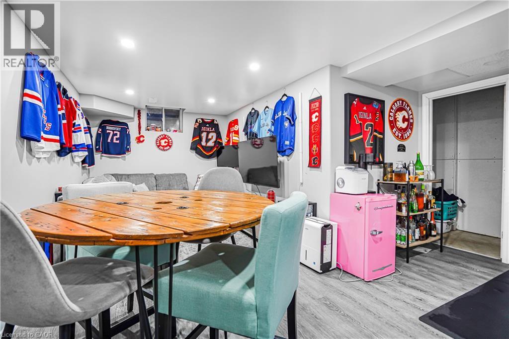 224 HILLTOP Drive - 18