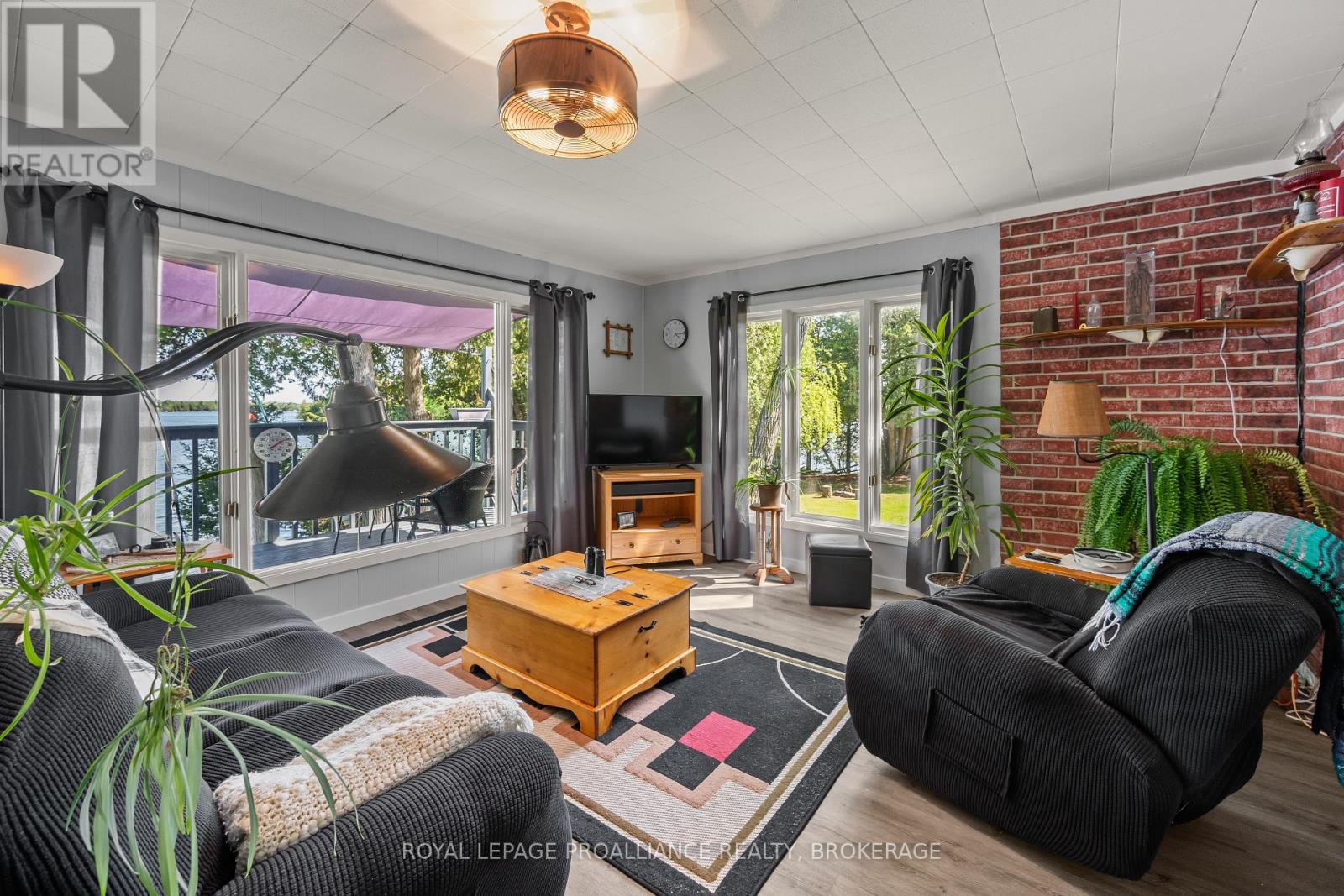 180 SWITZER LANE - 9