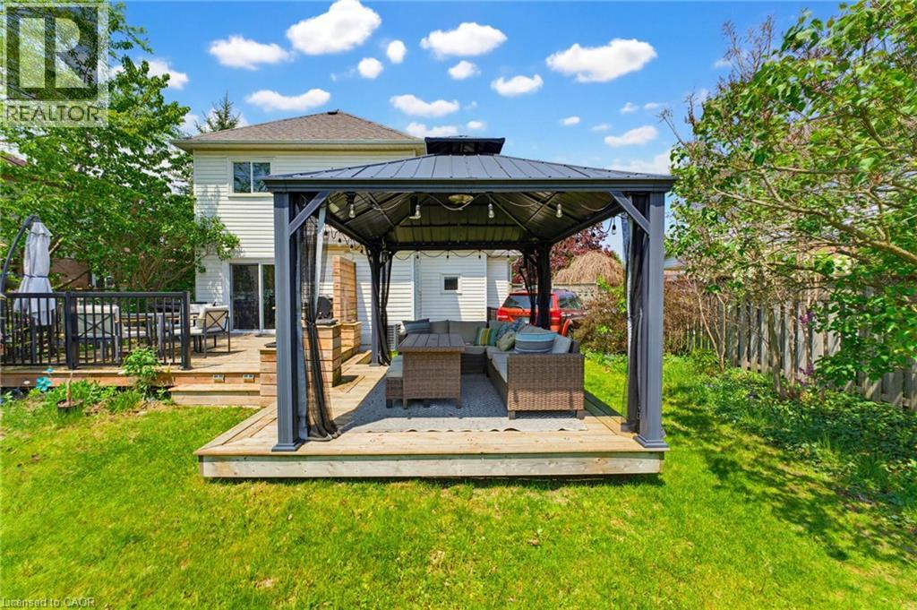 219 INGLIS Street - 27