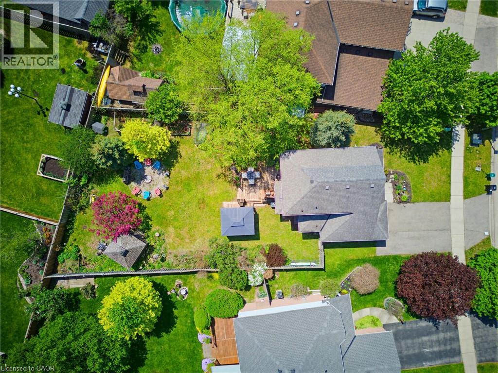 219 INGLIS Street - 37