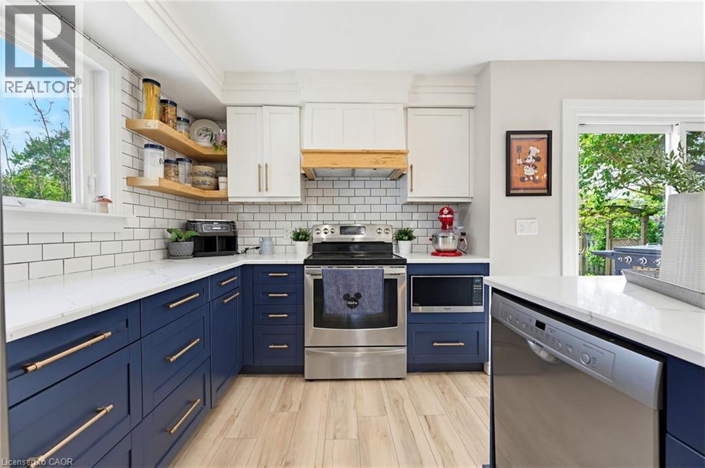 219 INGLIS Street - 8