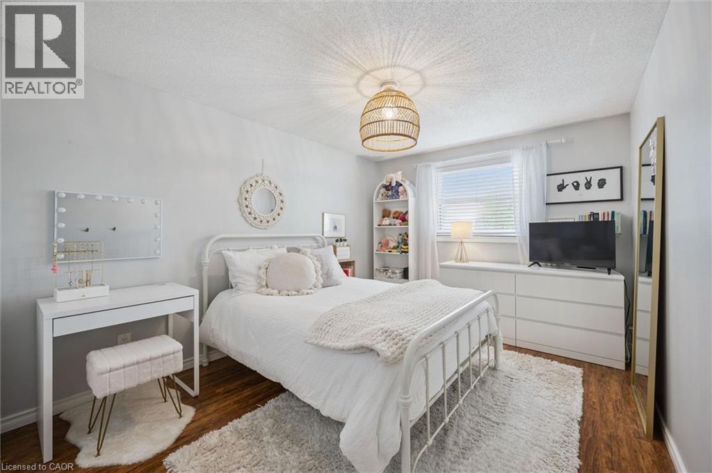 41 EDGEMERE Drive - 19