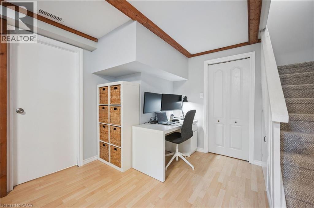 41 EDGEMERE Drive - 25