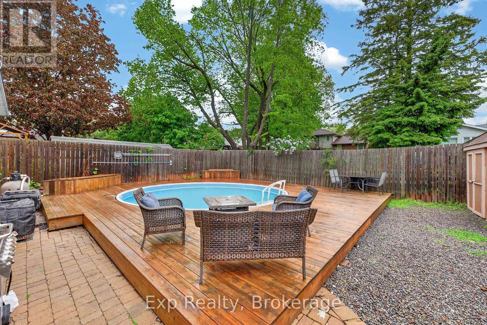 25 MCQUADE DRIVE - Image 2