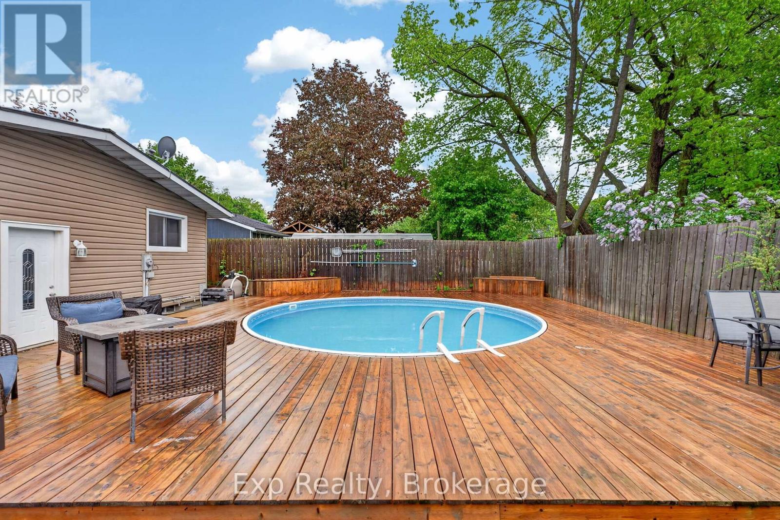25 MCQUADE DRIVE - 29