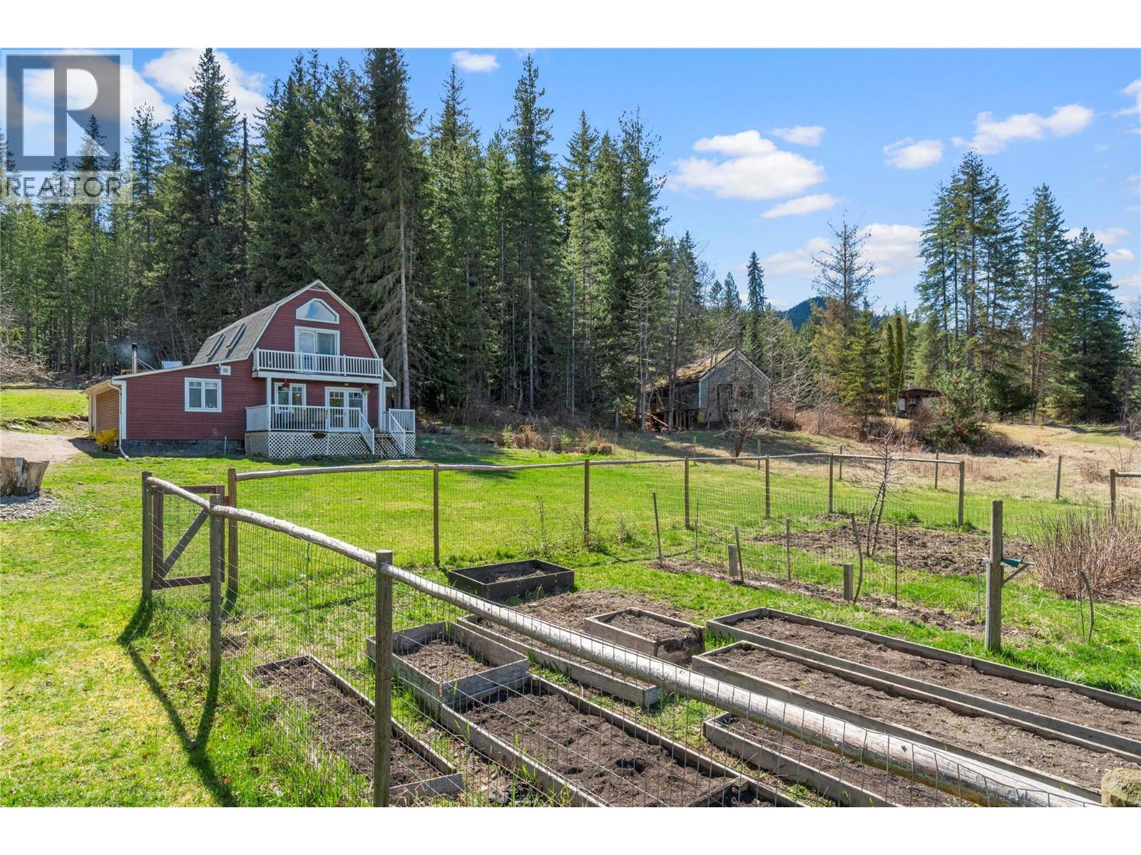 4856 Eagle Bay Road, Eagle Bay